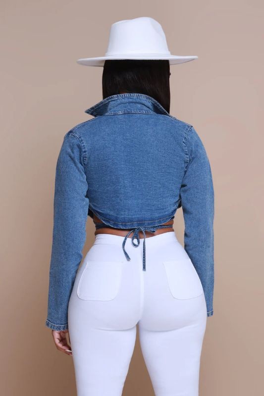 Collared V-neckline Denim Jacket